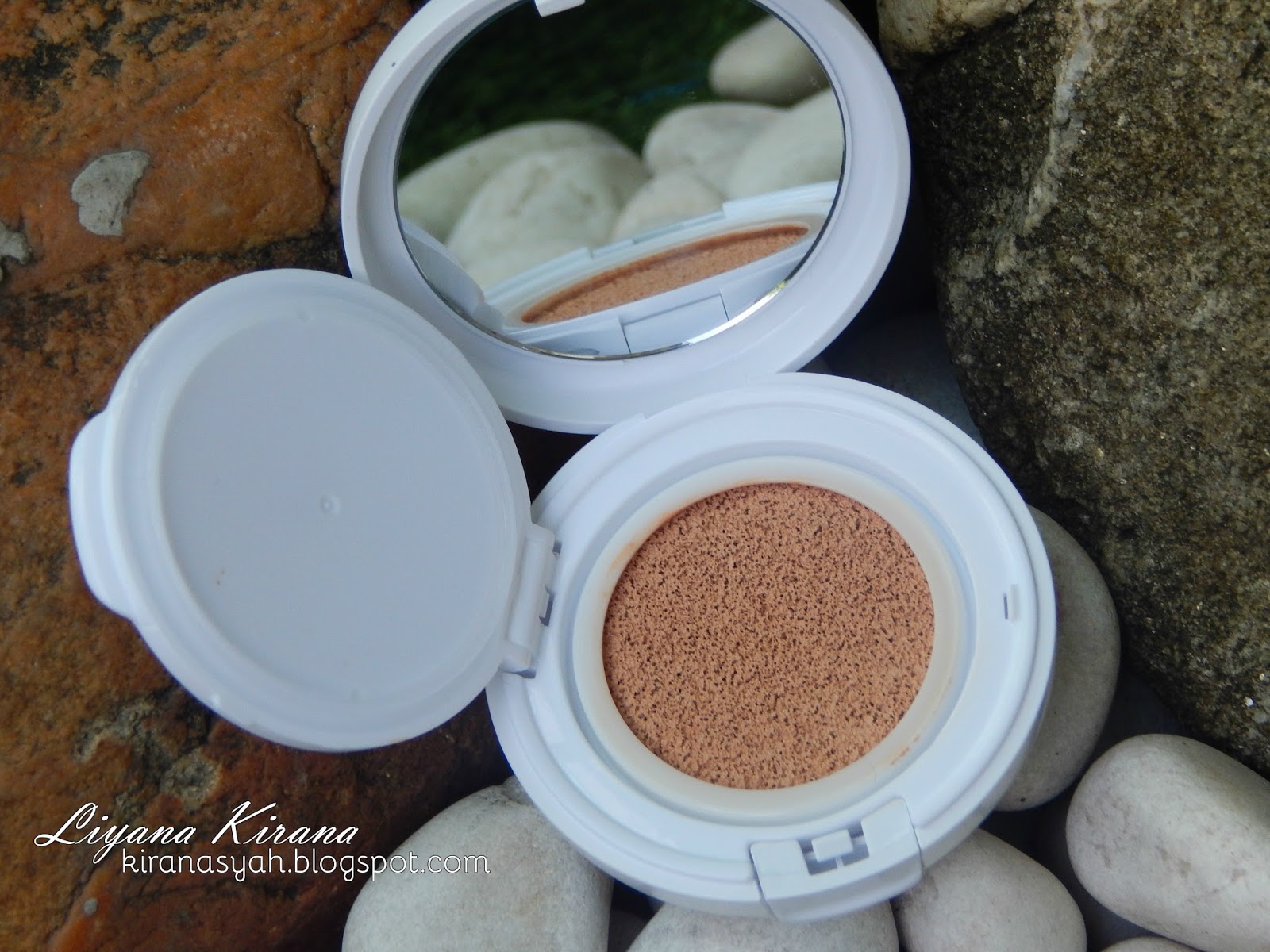 Review ZA True White Cushion Compact (Natural) ft. The Face Shop Air