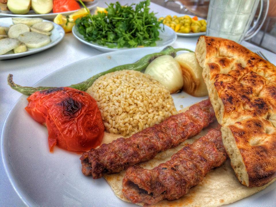 CEMO ETLİ EKMEK SELÇUKLU KONYA MENÜ FİYAT LİSTESİ Ne Kadara Yenir?