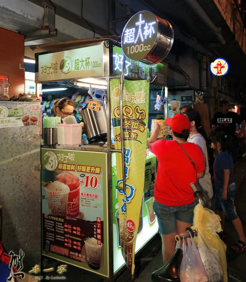 宜蘭東門夜市|嘟好燒|搖搖冰|東門臭豆腐|一串心|正老元香牛舌餅|龍鳳腿
