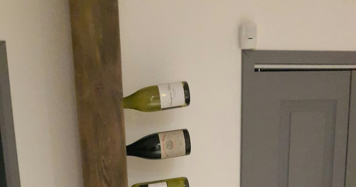 Elbistudio beam wine rack