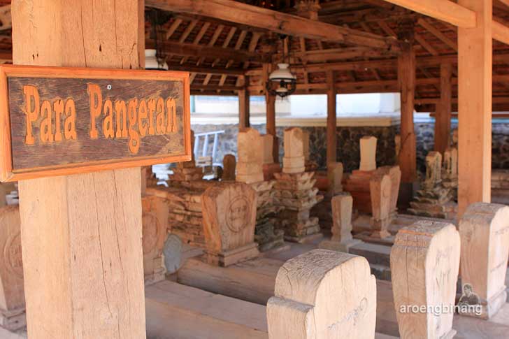 makam sunan kudus