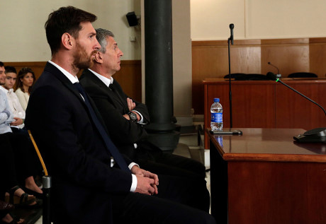 Màn biện hộ hài hước khiến Messi bị mỉa mai có đầu óc kém cả trẻ 10 tuổi - Ảnh 2 Man bien ho hai huoc khien Messi bi mia mai co dau oc kem ca tre 10 tuoi - Anh 2