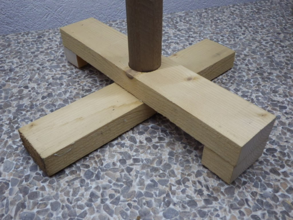 Meserias In Bricolaj Suport Brad Craciun
