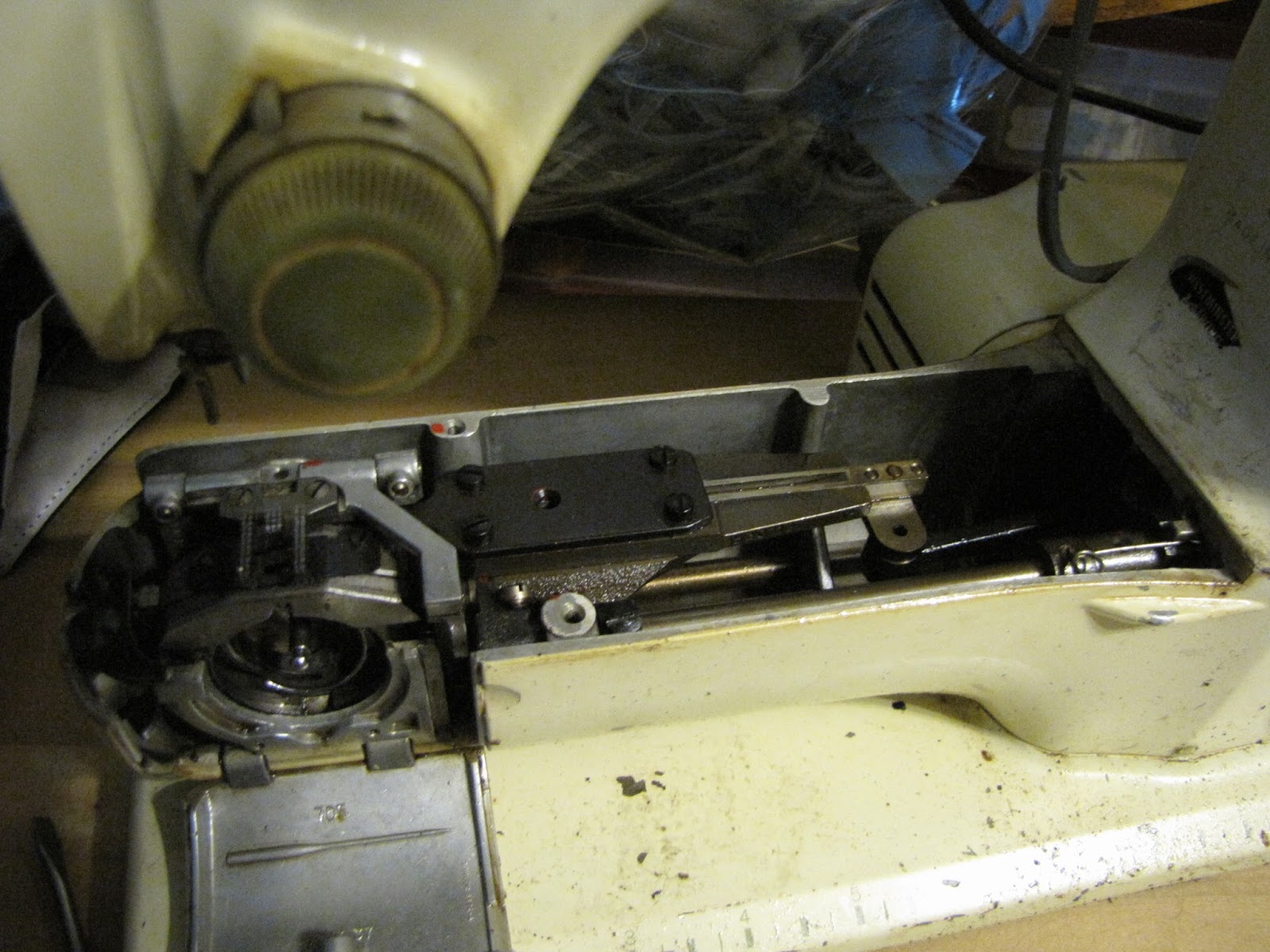 Bernina 5302 Sewing Machine