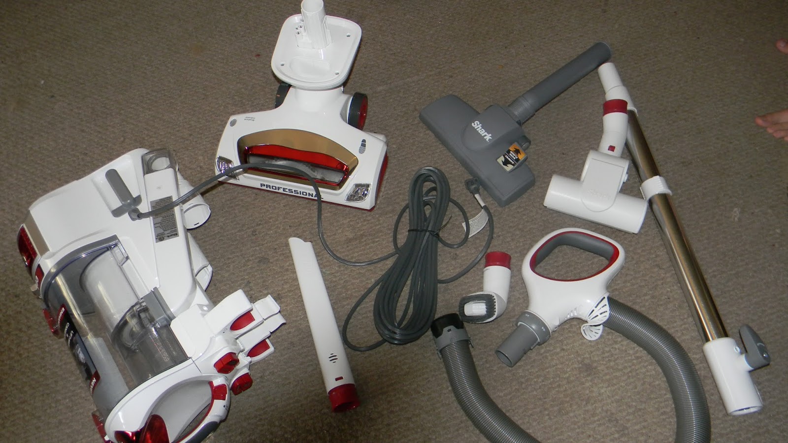 New Age Mama: Shark Rotator™ Lift-Away® Upright Vacuum Cleaner Review