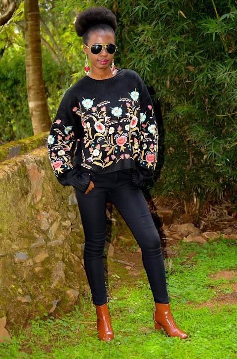 How to Wear an Embroidered Oversize Women's Sweater