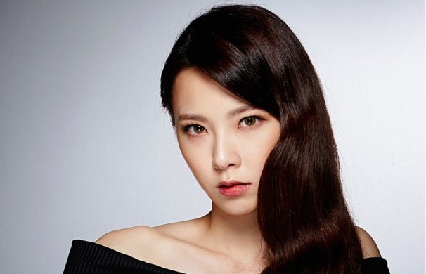 Hyemi Nine Muses Tunjukkan Pesona Hitam Di Pemotretan Kecantikan Di Pemotretan Kecantikan Hyemi Nine Muses Tunjukkan Pesona Hitam