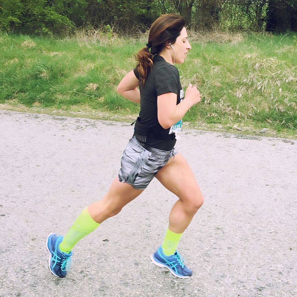 Her Calves Muscle Legs Runner girl with Huge Calves