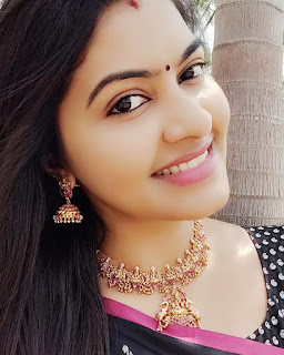 Saravanan Meenatchi Rachitha In Black Designer Saree Stills