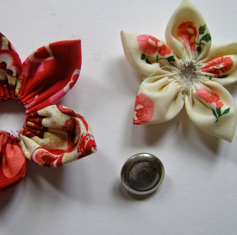 Fan My Flame: Flower Brooch Tutorial