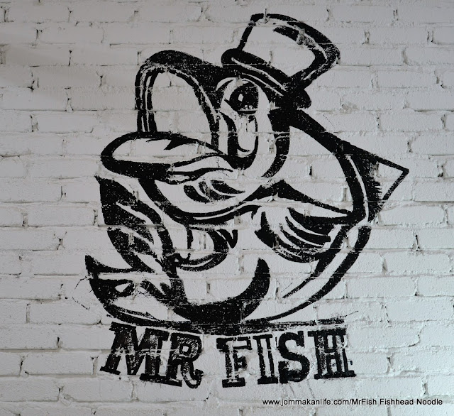 JOM.MAKAN.LIFE. SOUPY SERVINGS OF MR FISH FISHHEAD NOODLE