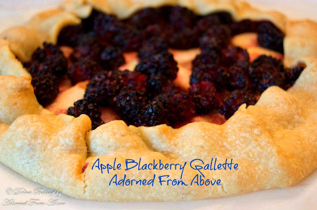 Apple Blackberry Galette / Sugar Free or Not Print Recipe  Ingredients:  1 Granny Smith Apple, peeled, cored, and sliced very thin 2 cups blackberries 2 tsp butter melted 1/8 tsp salt 1/4 cup Copycat Gentle Sweet, or stevia, Splenda, Swerve, or Sugar 1 Pillsbury Pie Crust  Directions:  Preheat the oven to 375 degrees.  Lay you pie crust on a piece of parchment on a baking sheet  Put you apples and blackberries in a bowl and add the butter, salt, and sweetener and stir together.  Lay the apples on the pie crust starting at the center in a circular pattern leaving 2 inches from the edge free to fold over the apples and blackberries   Then pour the blackberries over the apples  Next, fold the pie crust over the edge of the apples and blackberries.  Bake for 45 to 55 minutes, until the crust is done and lightly browned.  Let sit for at least 10 minutes before cutting to let the juices firm up  Serves 8  with sugar 7 points without sugar 5 points