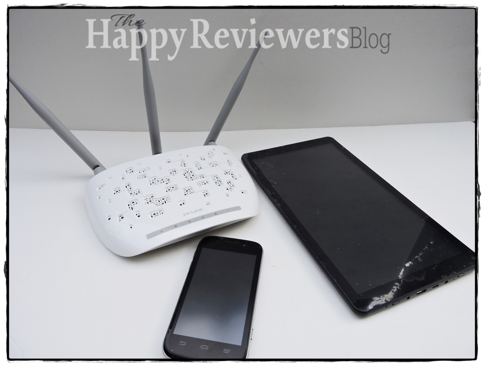 The Happy Reviewers The Wifi Boss (Review in English/Español)