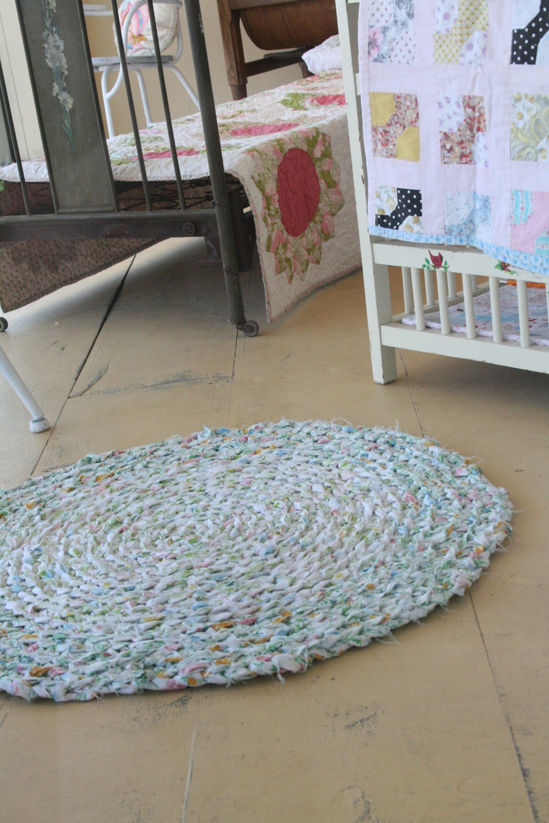 THE QUILT BARN: Crochet Rag Rug