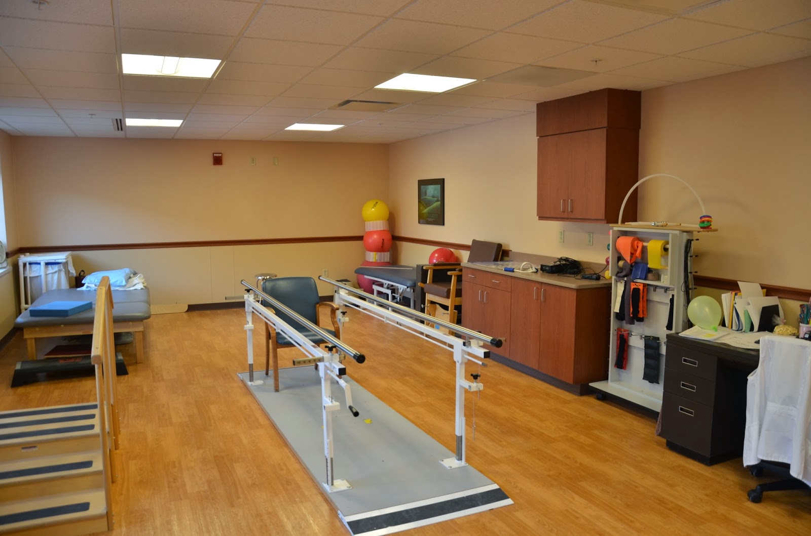 P.J. Hoerr, Inc. Graham Hospital Physical Therapy Gym & Endoscopy Suite Remodel Canton, IL