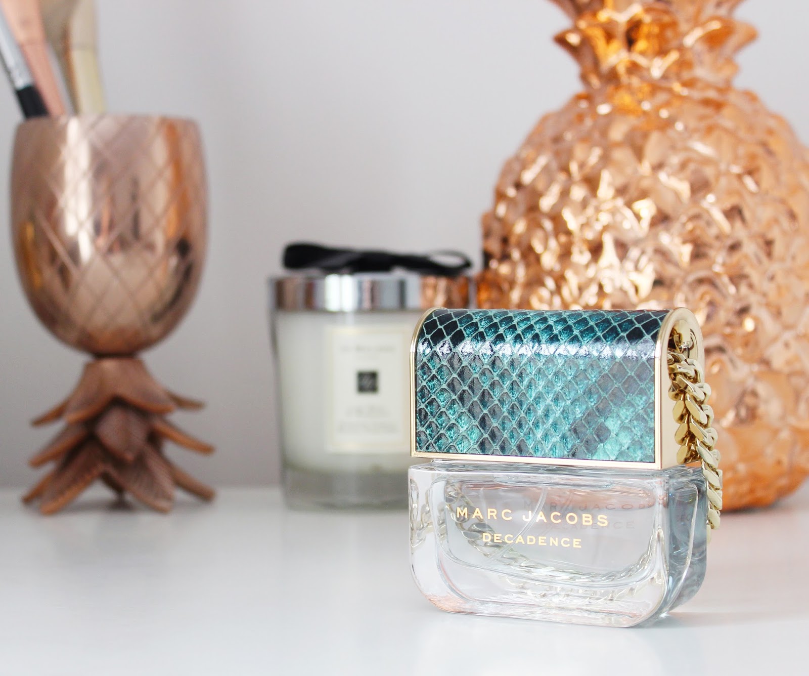 Marc Jacobs Divine Decadence fragrance review