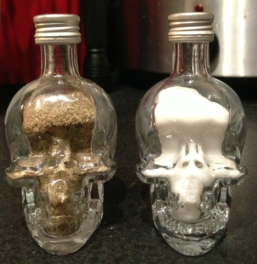 Geek Girl Goes Domestic Quick Craft Skull Salt and Pepper Shakers