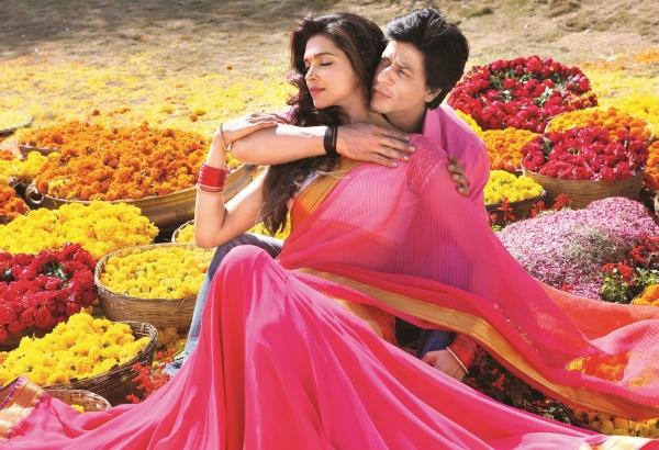 Cute Actress: Deepika Padukone Still From Chennai Express