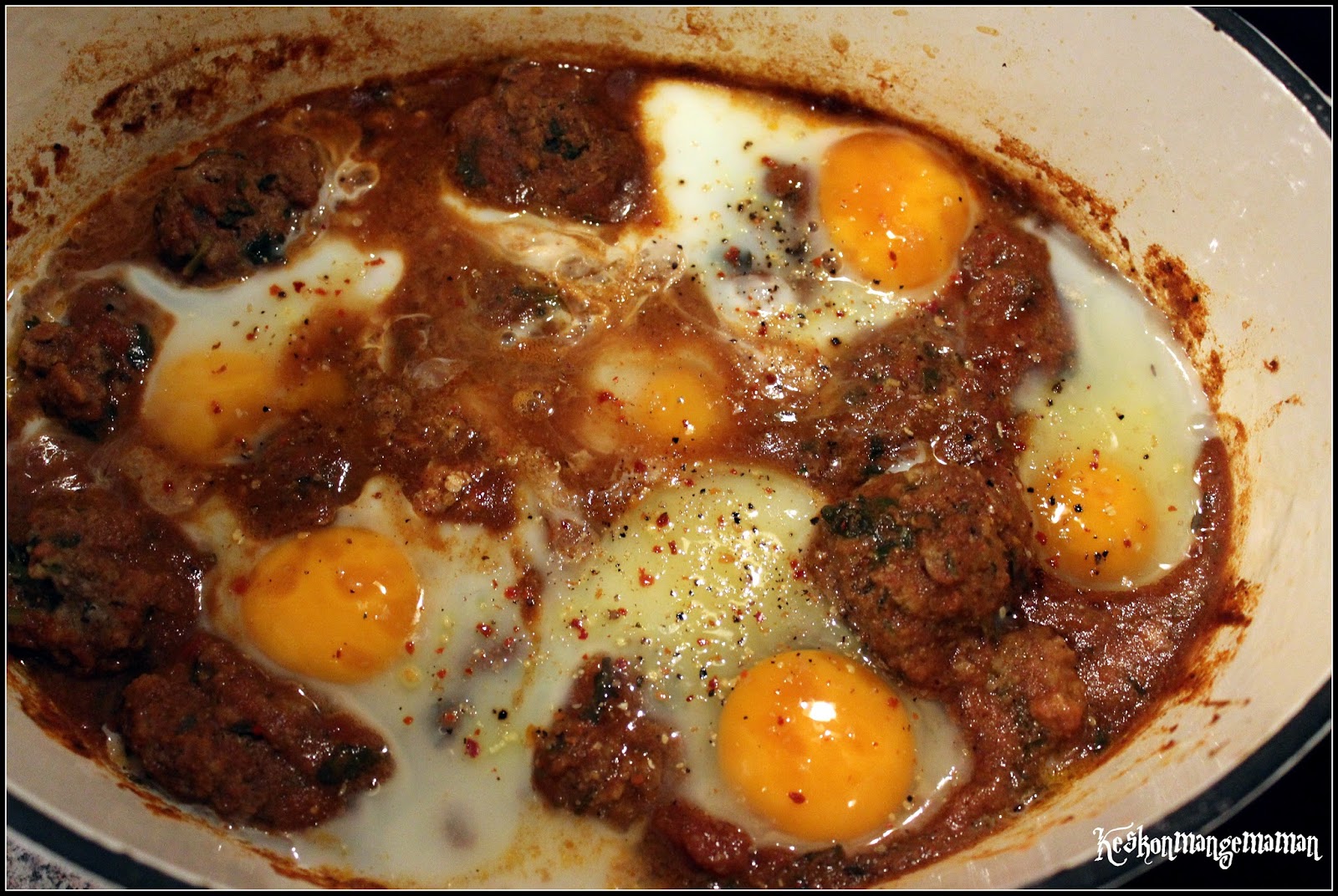 Keskonmangemaman? Tajine Kefta aux oeufs