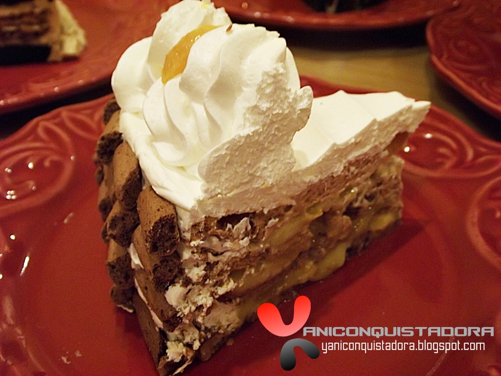 yaniconquistadora The Kitchen of Cakes and Coffee