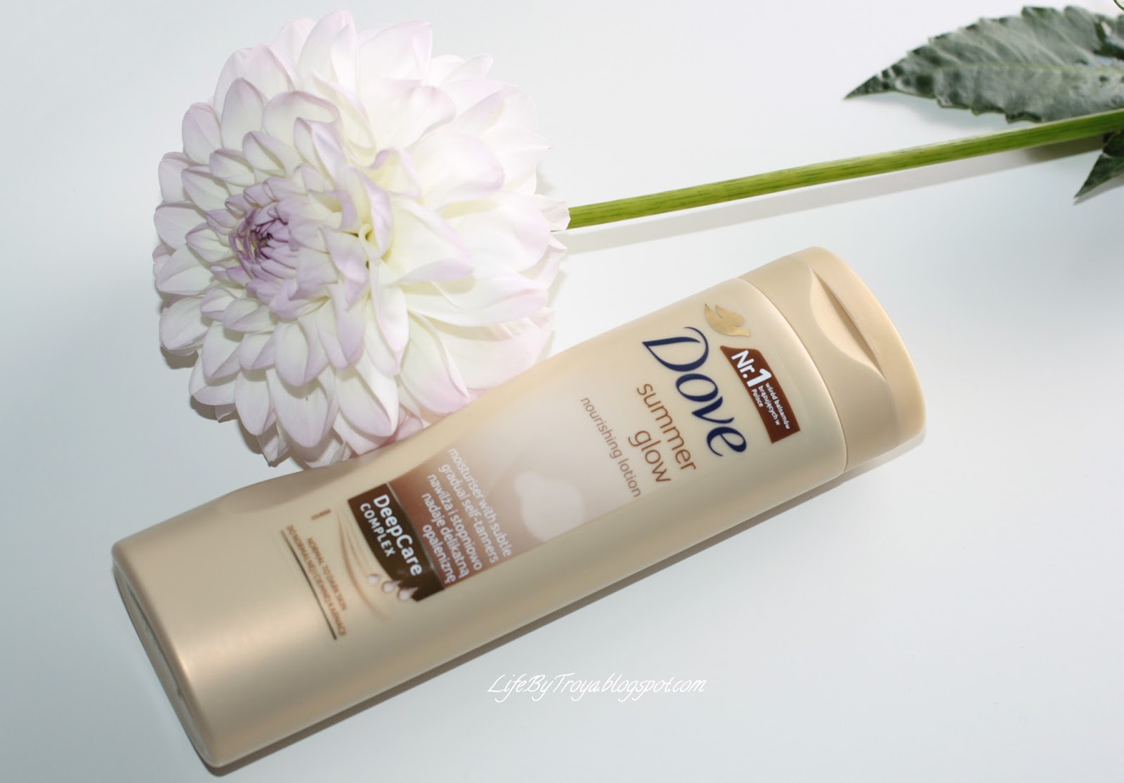 Review Dove Summer Glow Nourishing Lotion Normal to Dark Skin Troya