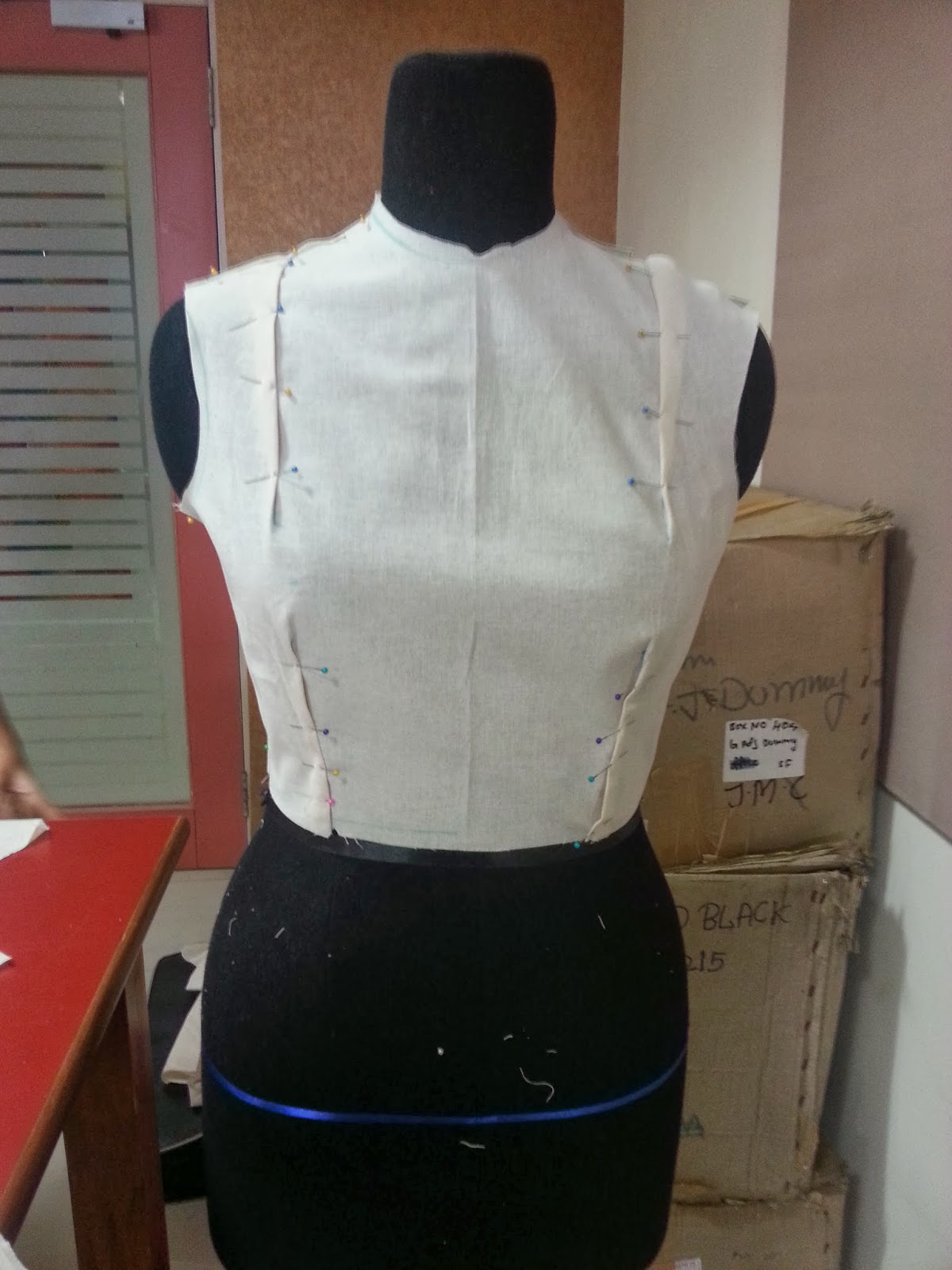 Bodice necklines Clearance