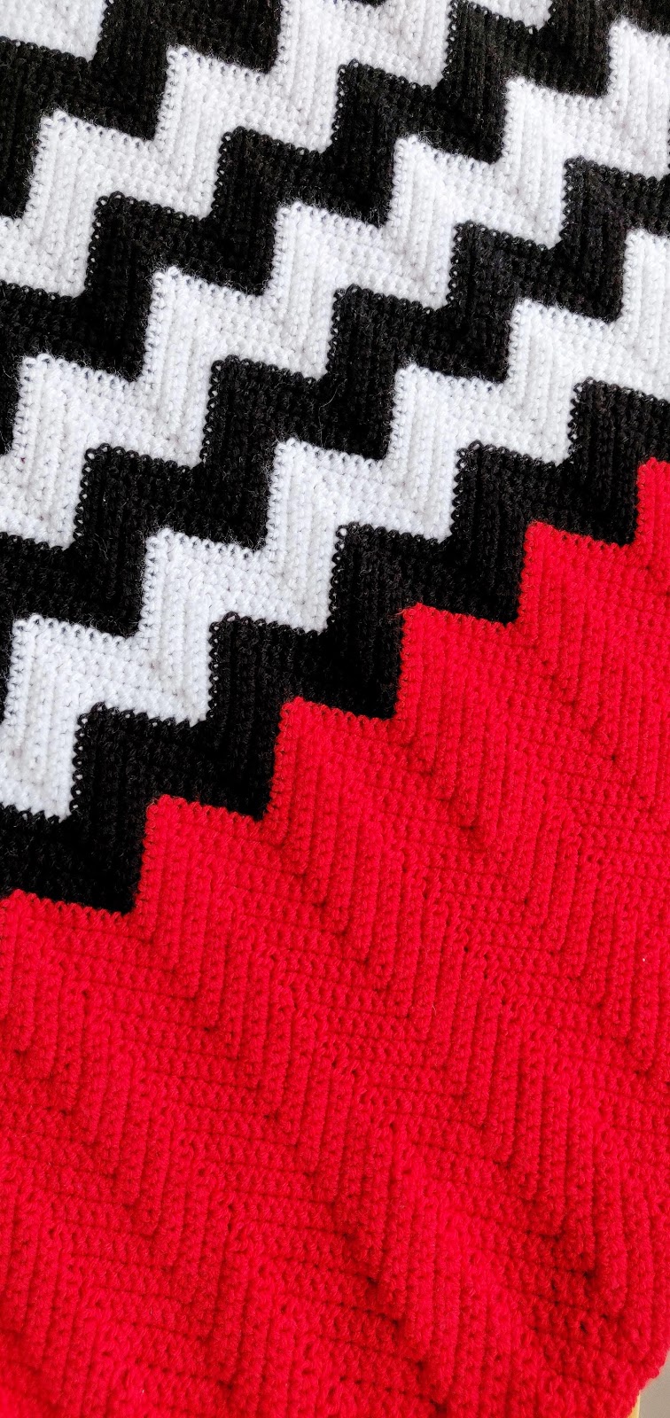 Twin Peaks Zig Zag Blanket PaisleyJade