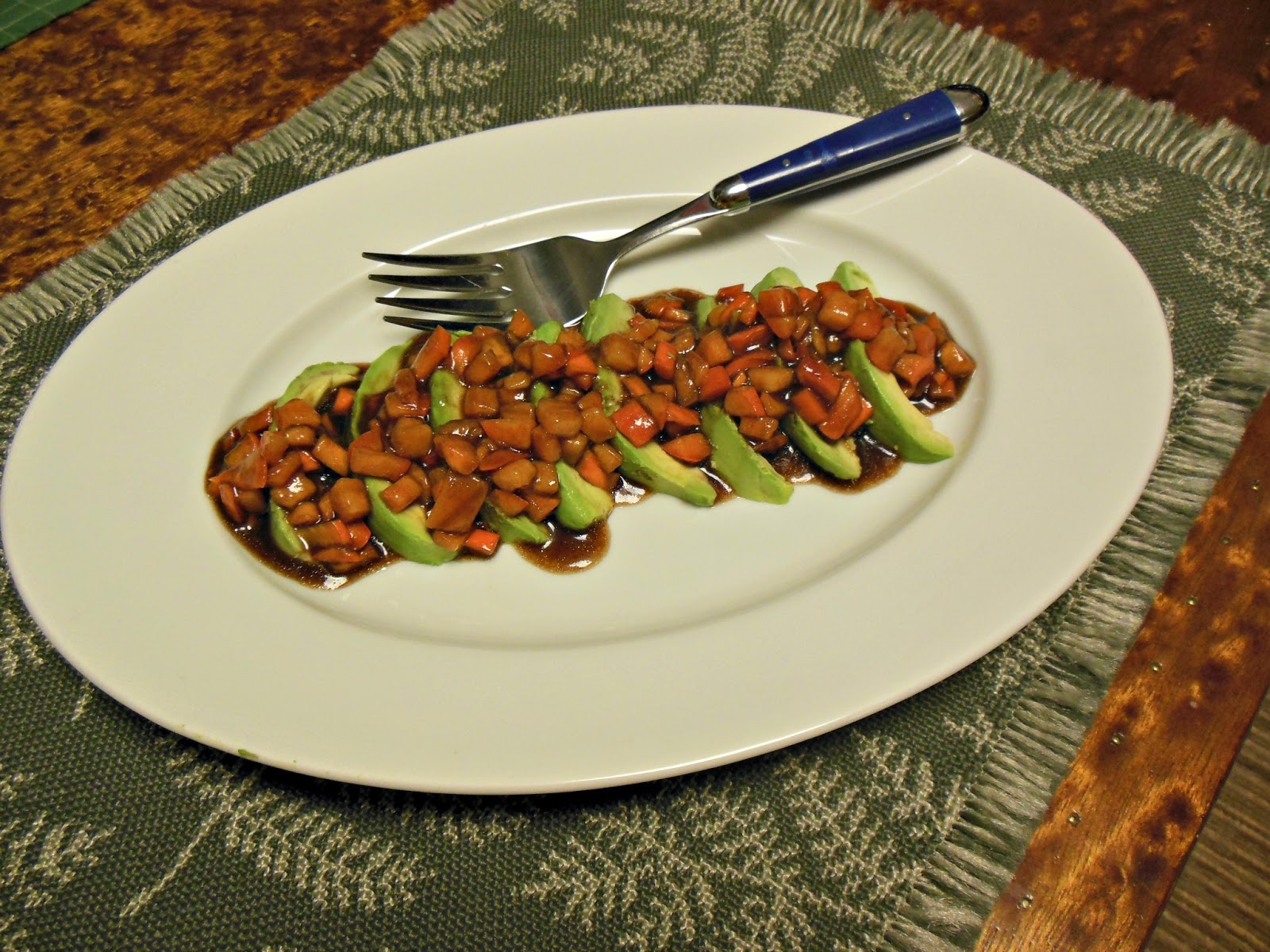 Avocado Slices with Persimmon Vinaigrette