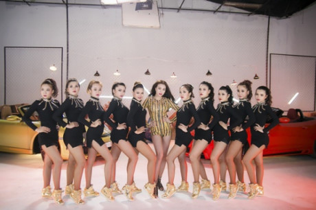 Tra Ngoc Hang nong kho cuong voi ‘Kieu’ - Anh 2