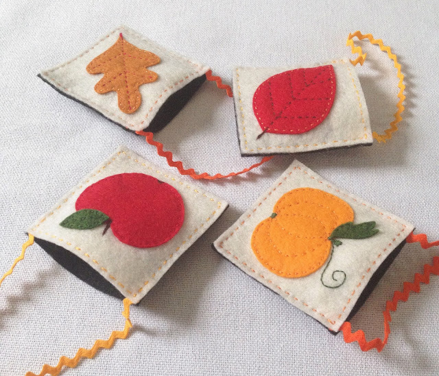 KBB Crafts & Stitches: Mini Autumn Treat Bags