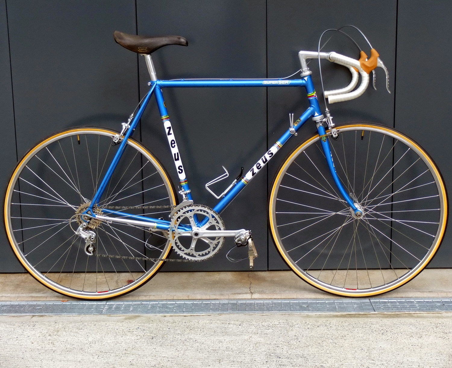 Cuadro Bicicletas Zeus Historia Zeus Montada En Campagnolo De