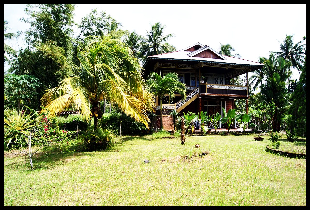 HOUSE AND LAND FOR SALE AT MANADO House and Land For Sale at Manado City