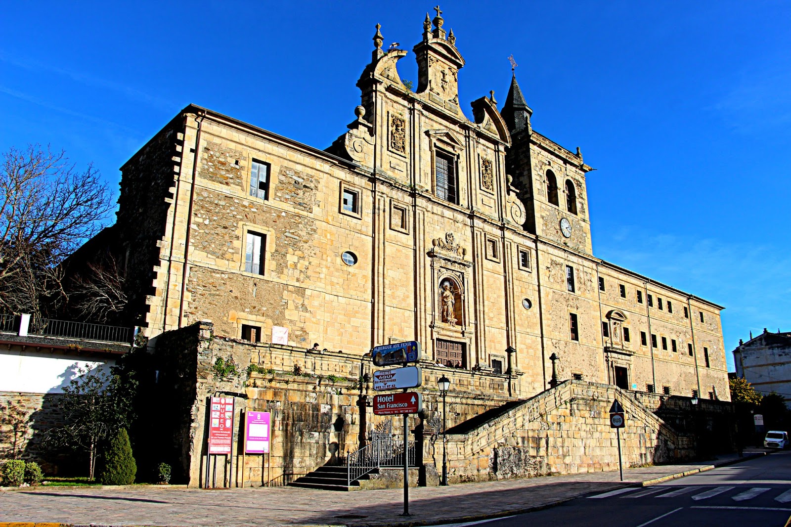 Las imágenes que yo veo: León. Camino de Santiago.Villafranca del