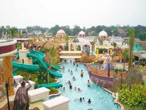 5 Daftar Tempat Wisata Alam Sekitar Jabodetabek Yang ...