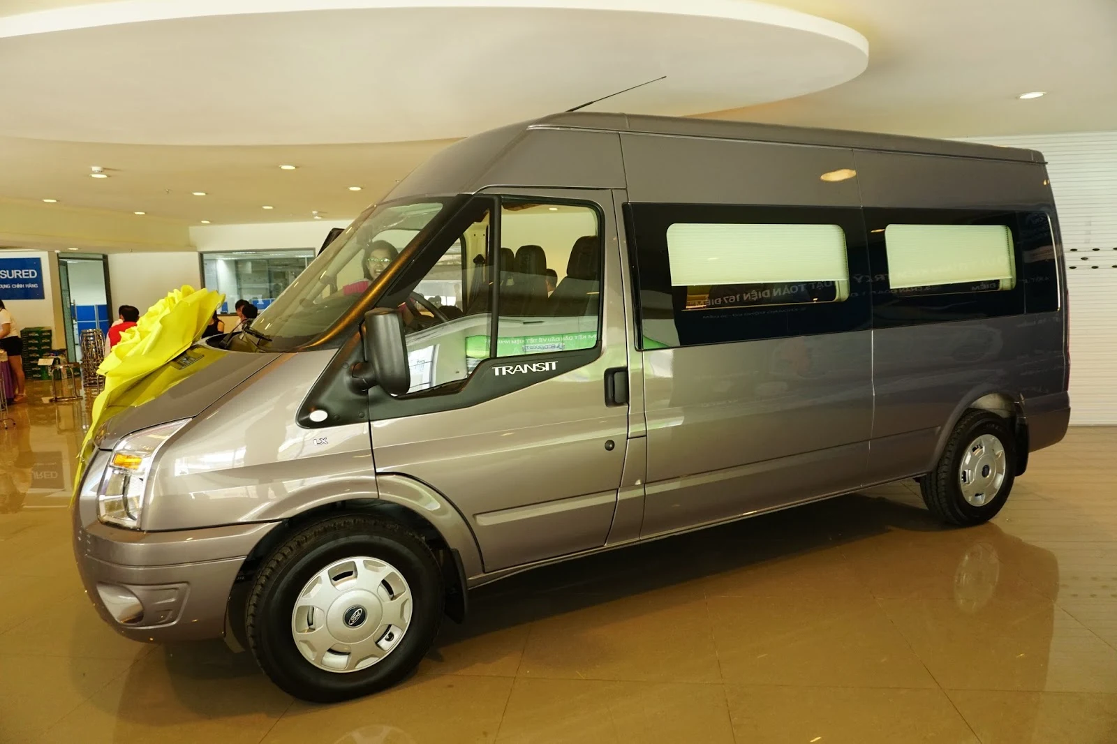 Ford Transit Limousine là sản phẩm độc quyền của Sài Gòn Ford