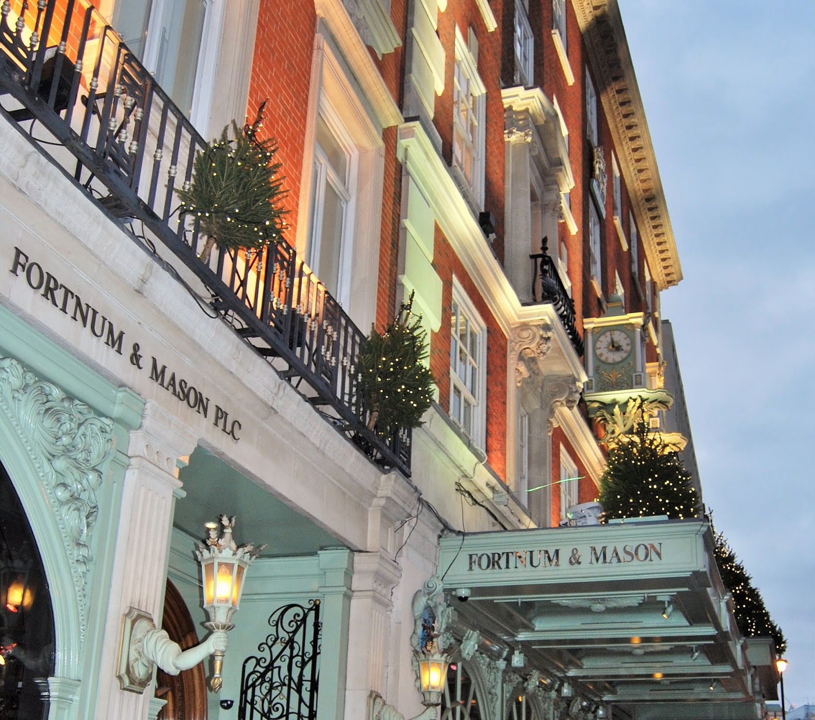 Christmas 2015 at Fortnum and Mason's, photo by Modern Bric a Brac