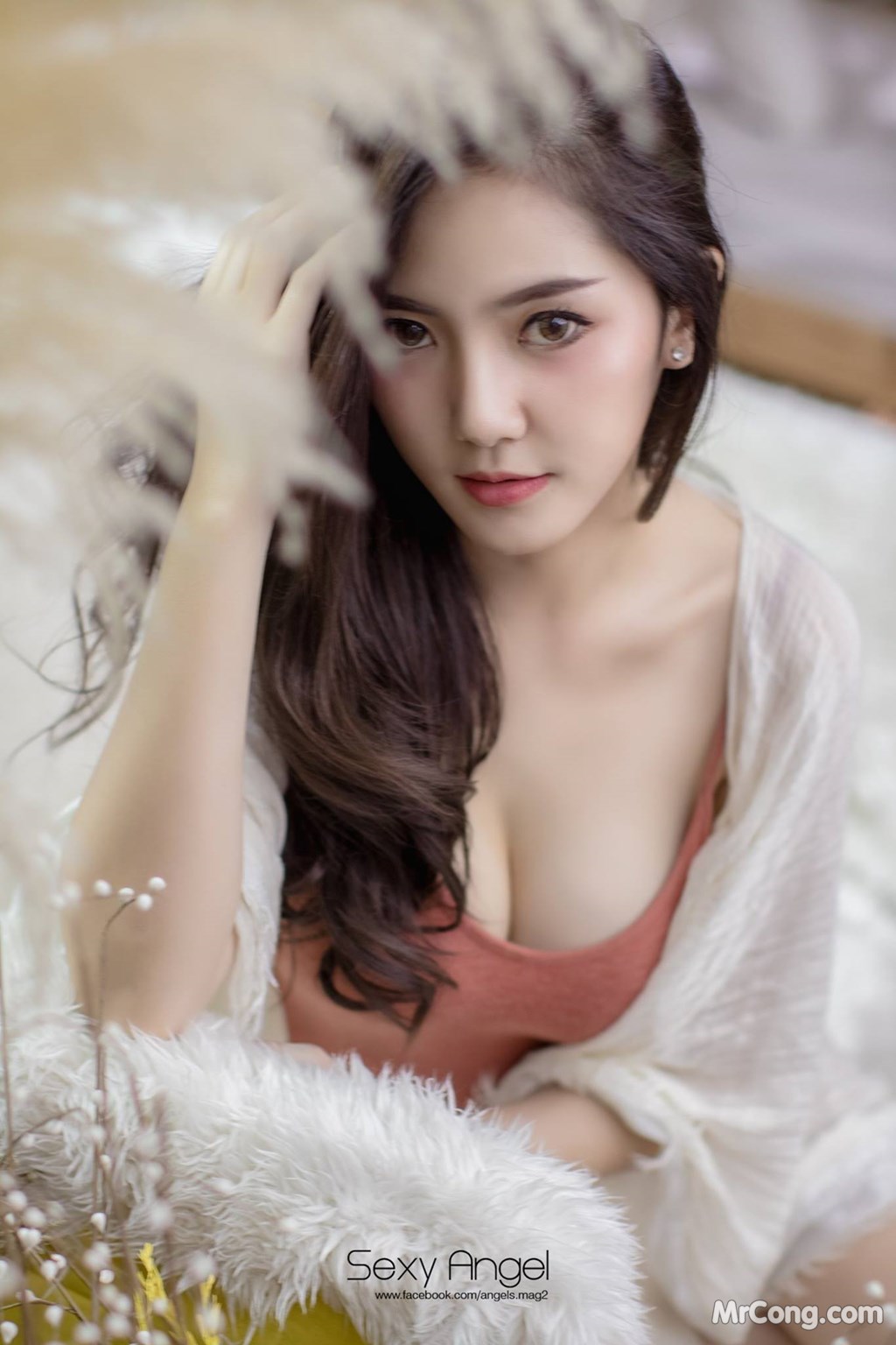 Thai Model No.340: Model Chonlada Patsatan (30 photos)