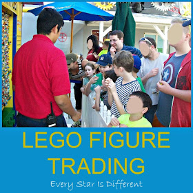 LEGO figure trading at LEGOLAND