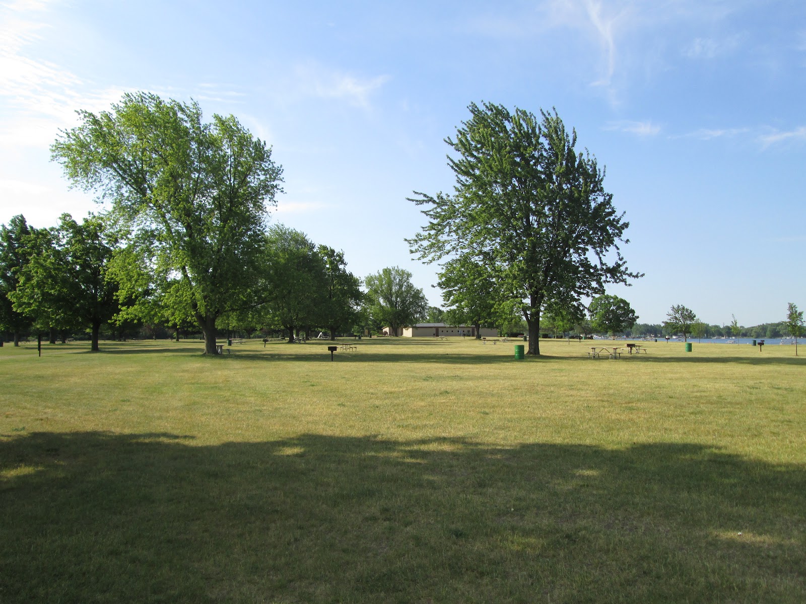 Discovering Michigan State Park Pontiac Lake Recreation Area 1 (Hiking)