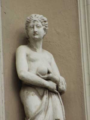 ΠΑΡΑΞΕΝΑ ΣΥΜΒΟΛΑ ΣΤΗ ΘΕΣΣΑΛΟΝΙΚΗ