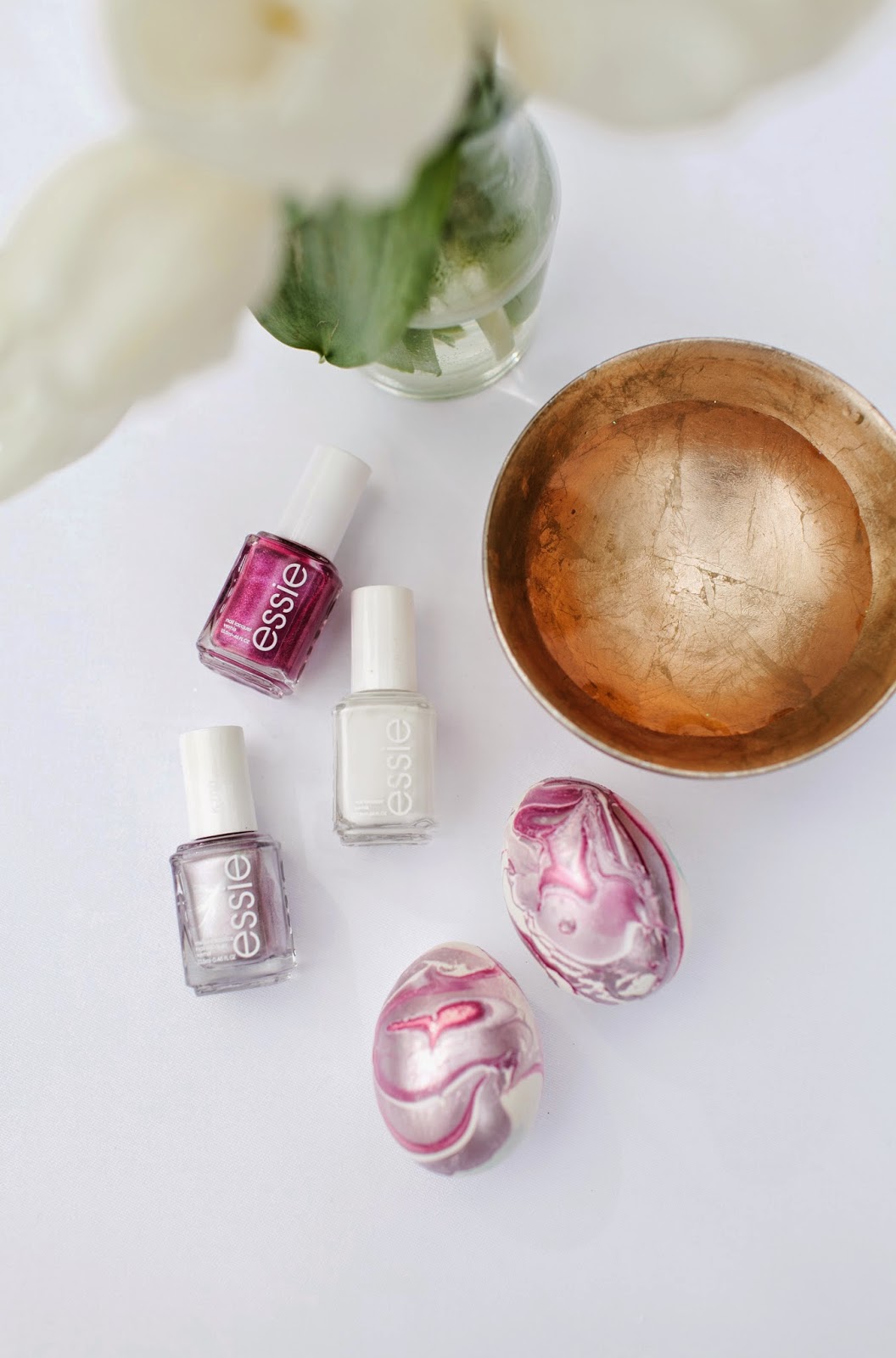 Match your Chic Mani to your Easter Eggs- DIY via ProductReviewMom.com