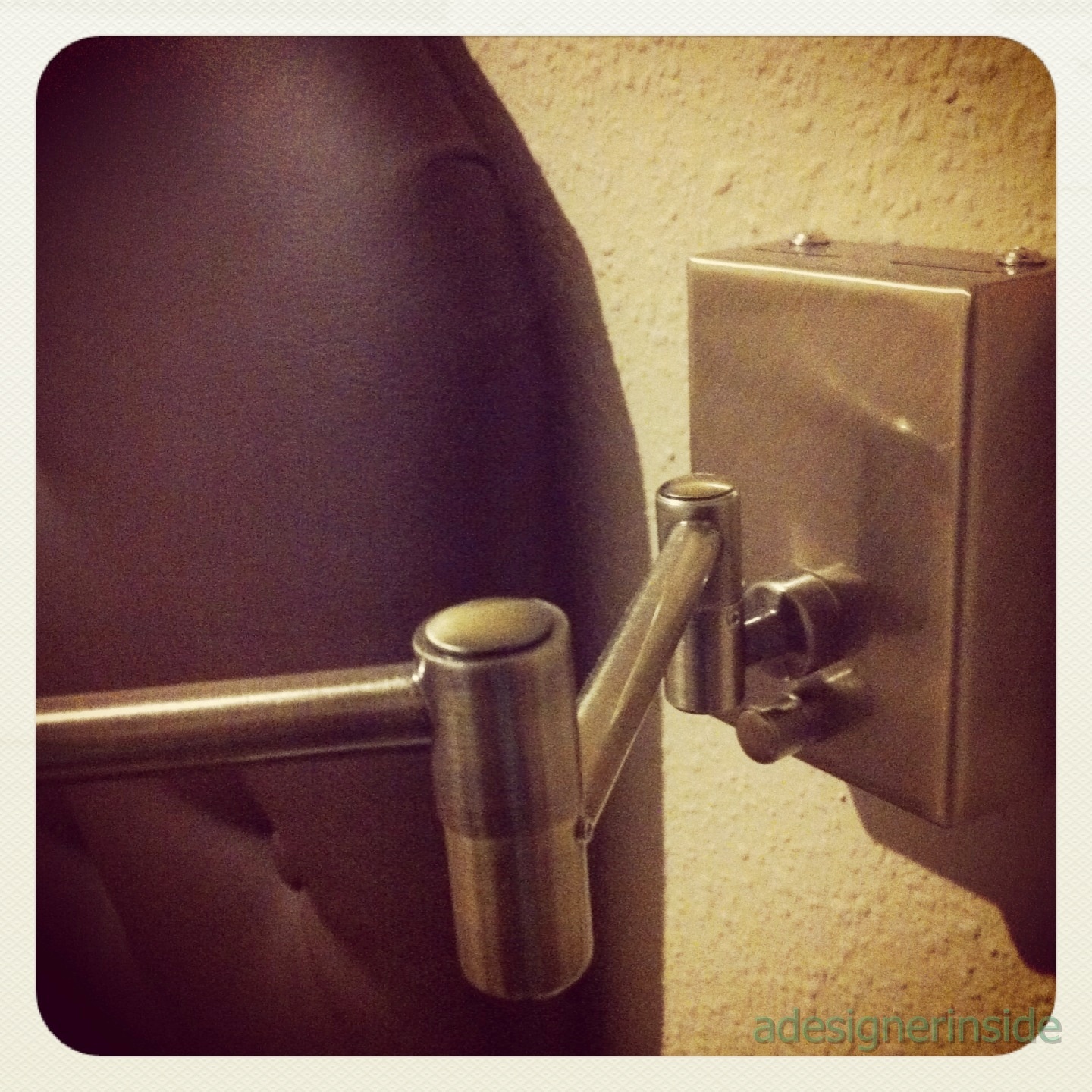 A Designer Inside: Dormitorio: Los Apliques