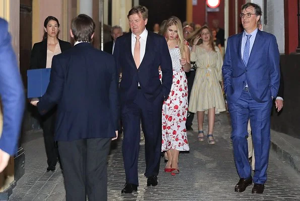 Queen Maxima wore Johanna Ortiz Melodias Salvajes front slit floral print silk dress. Princesses Catharina-Amalia, Alexia and Ariane