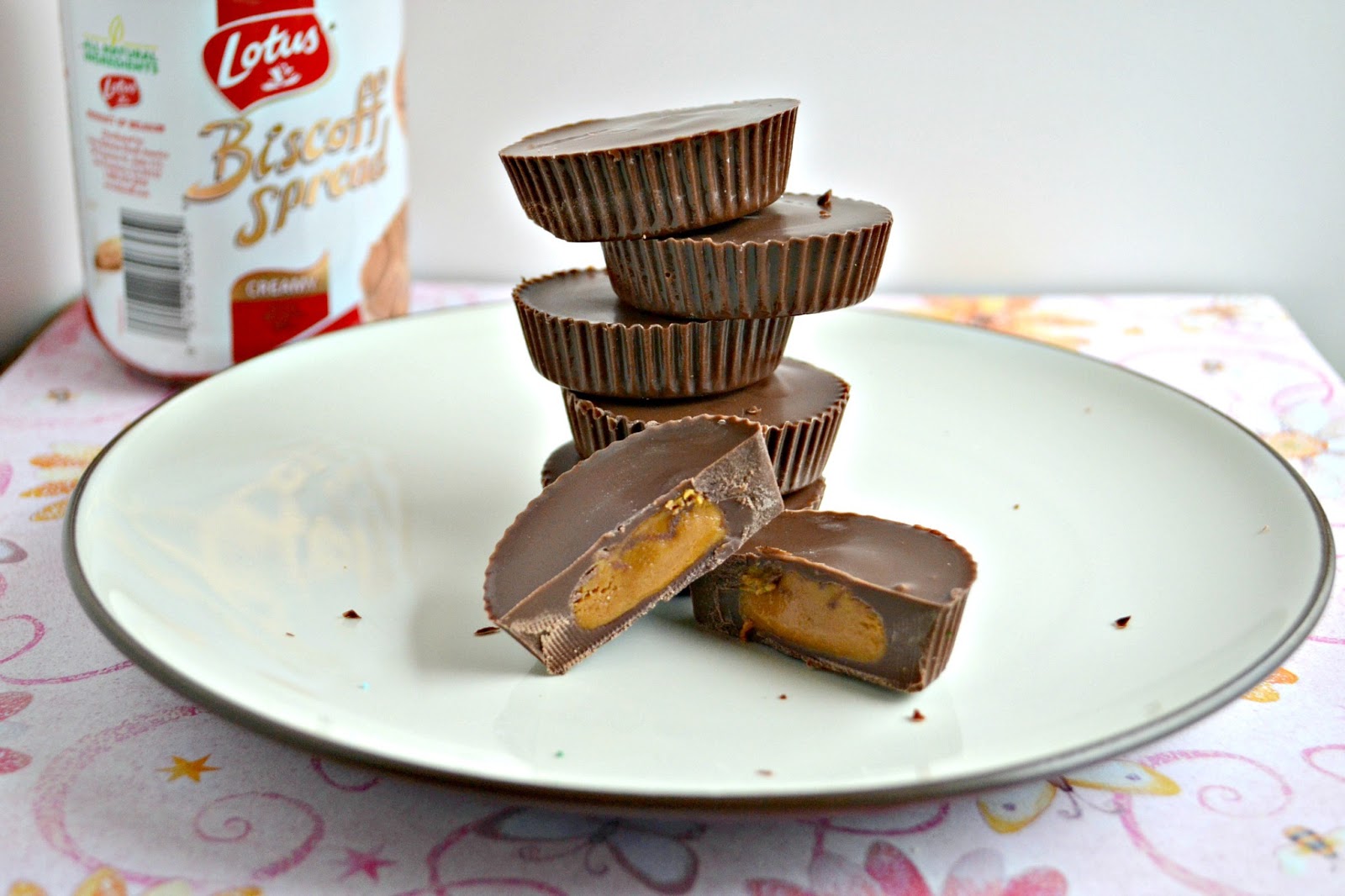 Cookie Butter Cups (using Biscoff Spread) HezziD's Books and Cooks