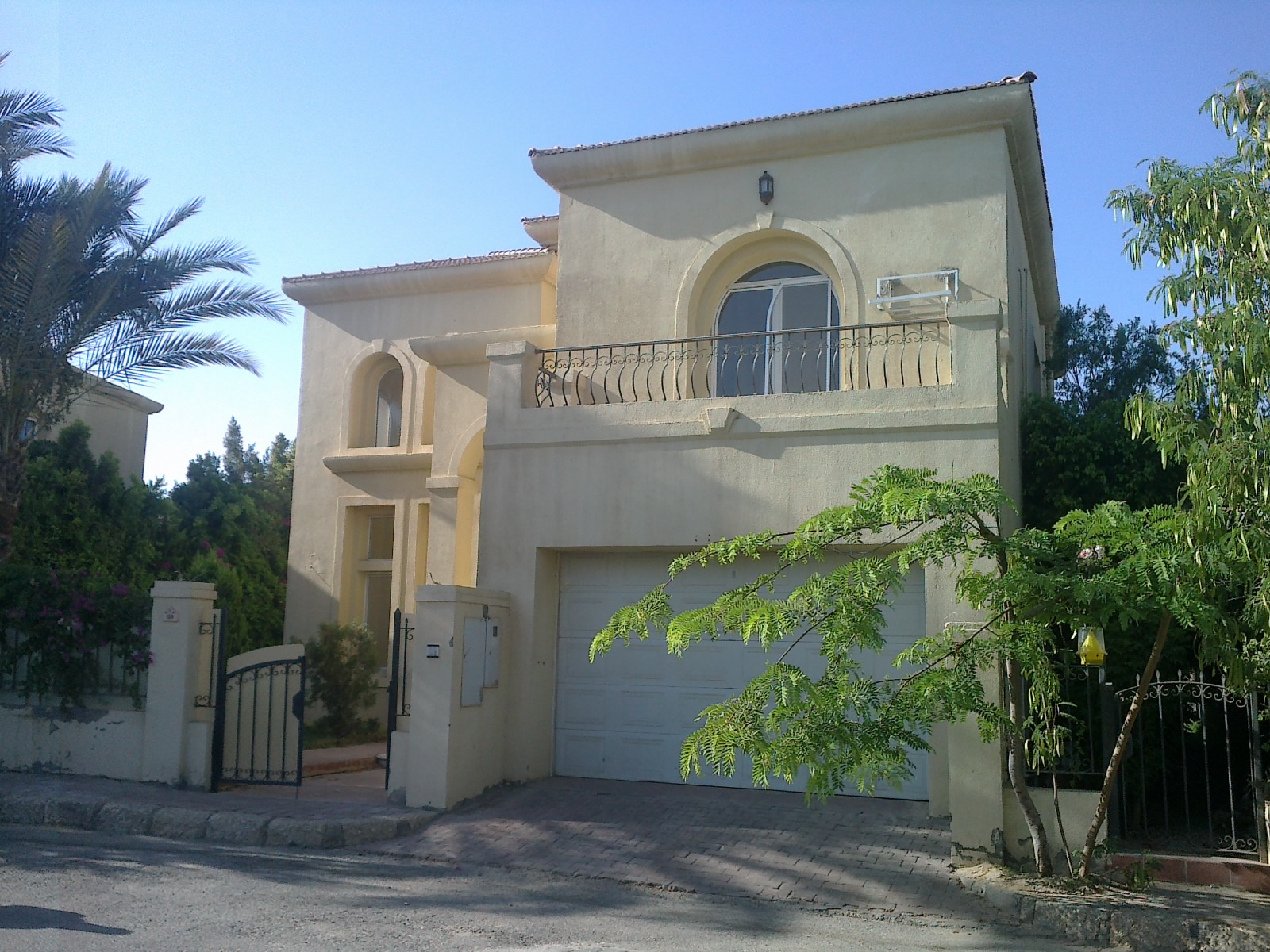 Rent villa 3 bedrooms inside compound Gardenia Park 6 October city Buy or Rent property in
