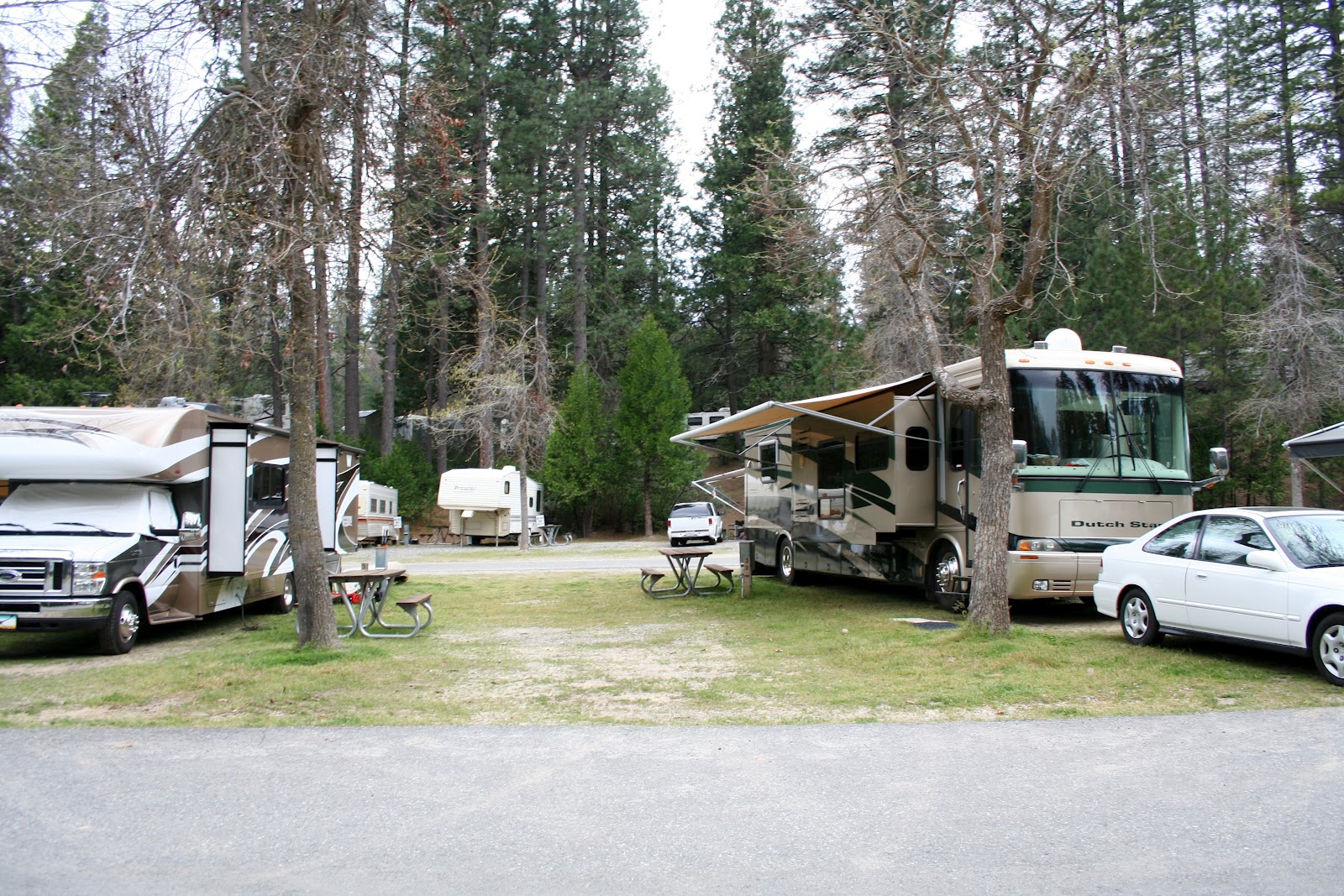 Joe, Diane, & Mallery's Big Adventure Modern Day Gypsies Bass Lake