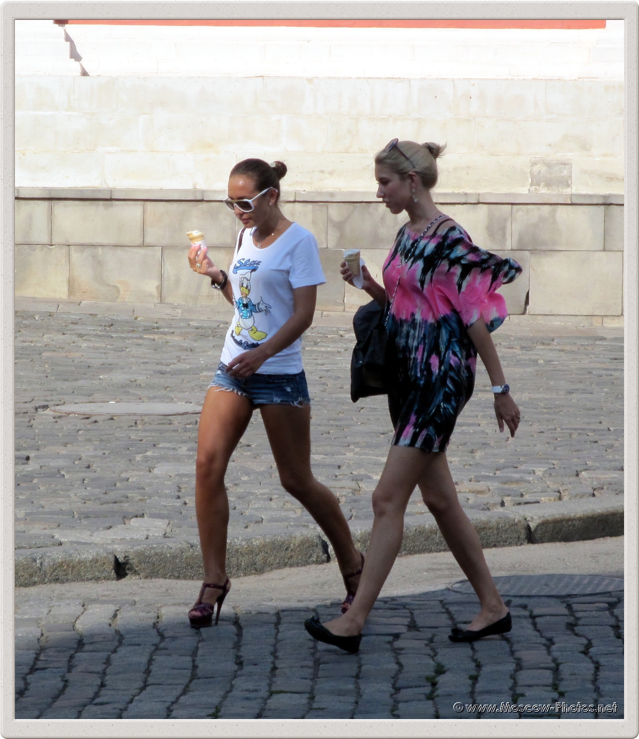 Russian Street Style and Summer Fashion