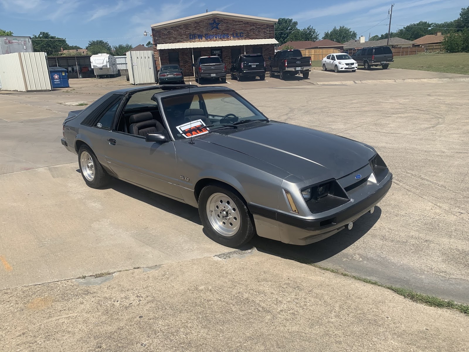 Whiteboy's Mustangs 1986 mustang Gt TTop