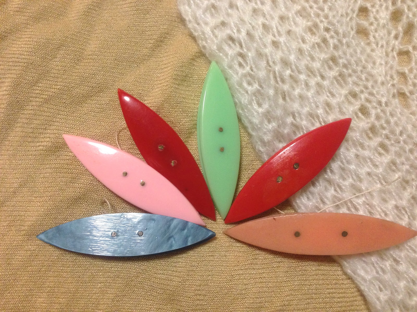 Ceci's Tatting World La frivolite/frivolidad Tatting Shuttle Collection