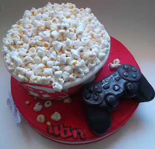 POPCORN ,PLAY STATION, Y PASO A PASO
